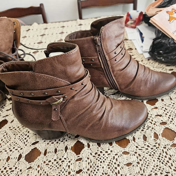 BareTraps brown booties size 7.5 - Picture 10 of 13